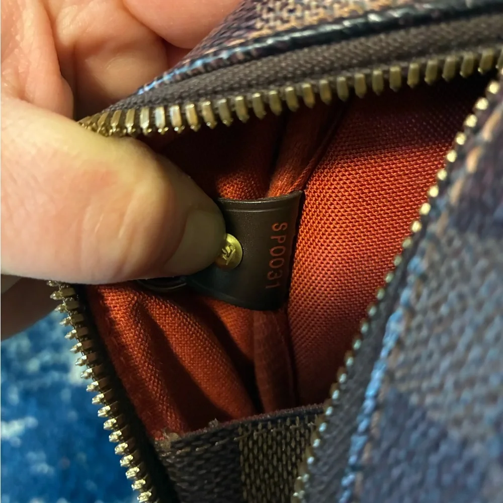 LOUIS VUITTON NOLITA DAMIER EBENE GM HAND BAG WITH DUST BAG